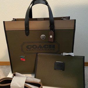 Coach Field Tote 40